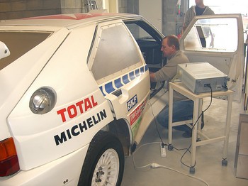 D�pannage du calcultateur d'une voiture de comp�tition
